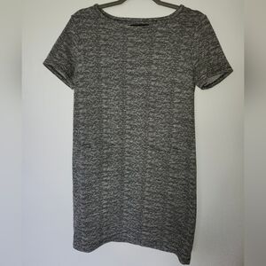 Tahari Shift Dress with Pockets and Sleeves Size Small